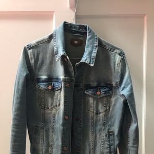 Men’s denim jacket